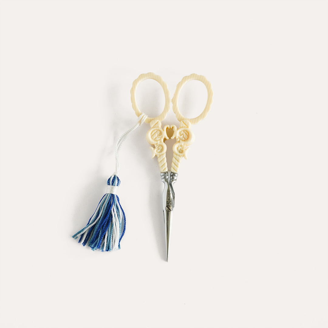 Sajou Maison Embroidery Scissors Veined Ivory Style S motif made in France